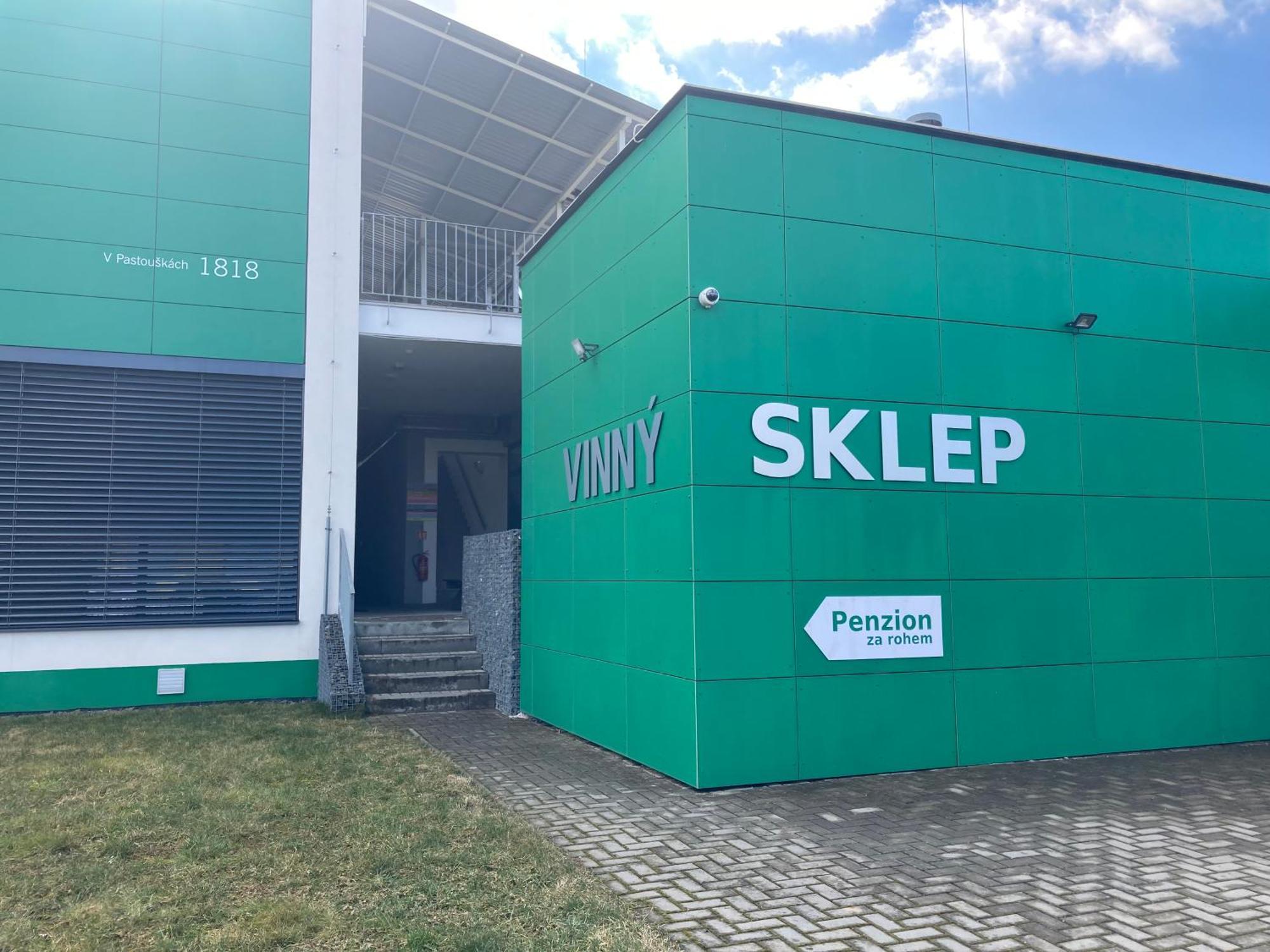 New Pension At Rotor Brewery Kunovice Екстериор снимка